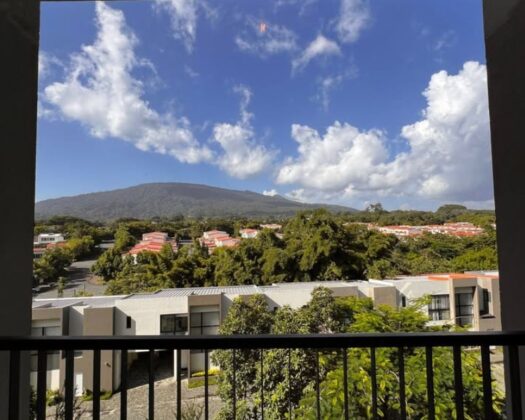 APARTAMENTO VACÍO EN ALQUILER, CASAS DEL ÁRBOL CONDADO SANTA ROSA, SANTA TECLA