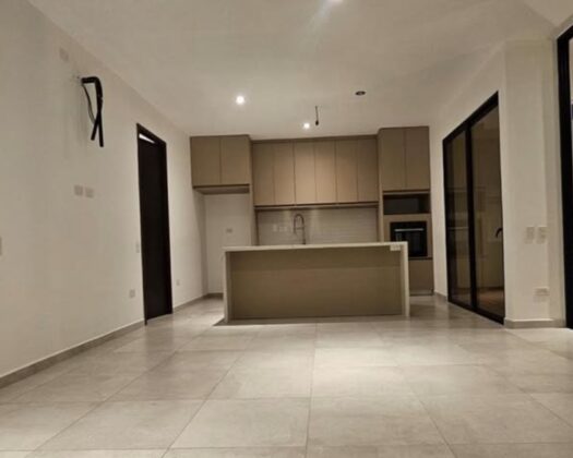 ALQUILO CASA NUEVA EN RESIDENCIAL SERRA II, NUEVO CUSCATLAN, LA LIBERTAD